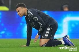 10791！东契奇、文班亚马主导战局，马刺主场大胜湖人